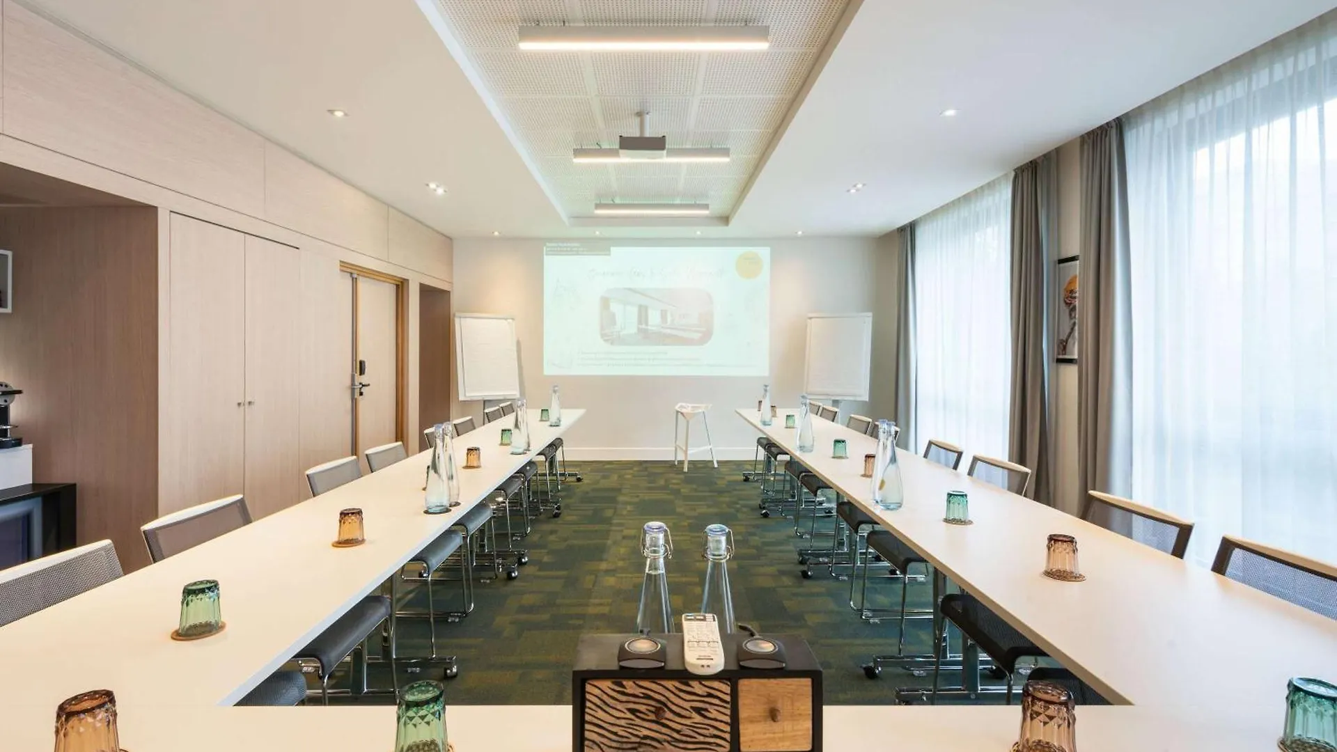 **** Hotel Novotel Paris Coeur d'Orly Airport France