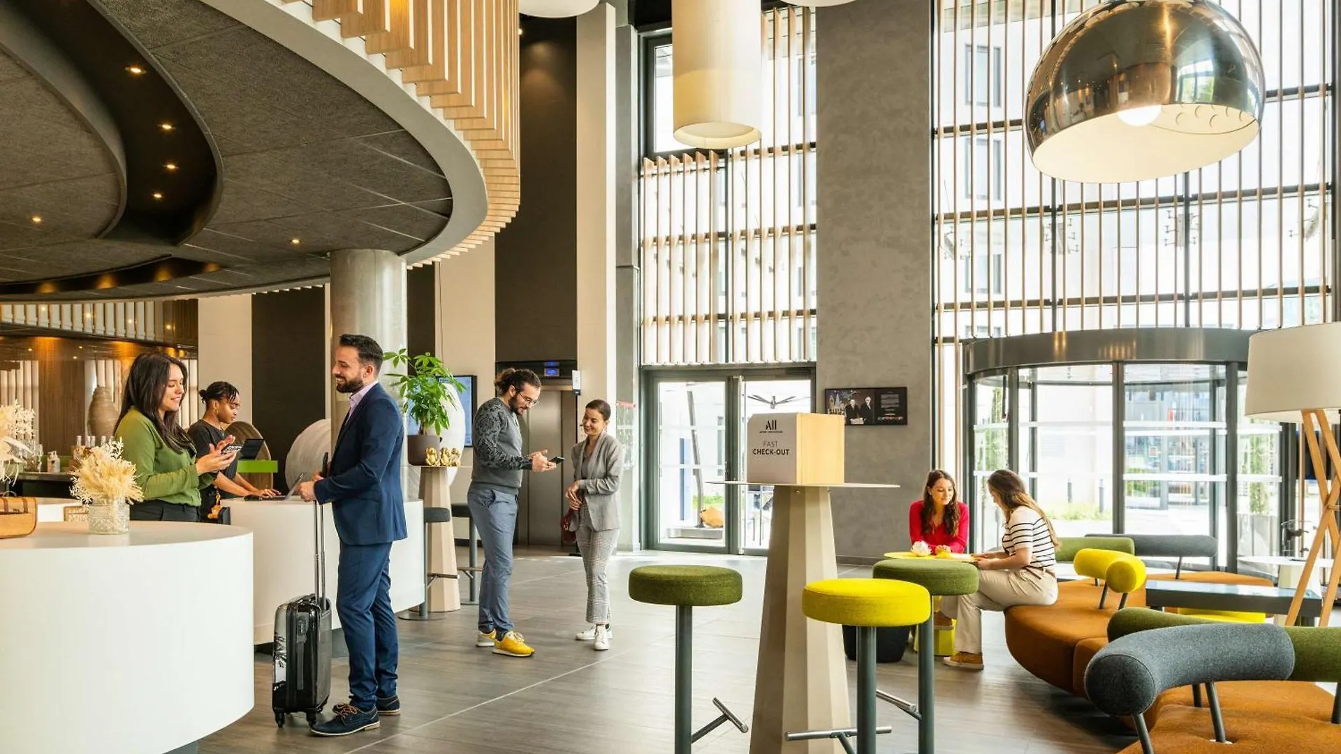 Novotel Paris Coeur d'Orly Airport