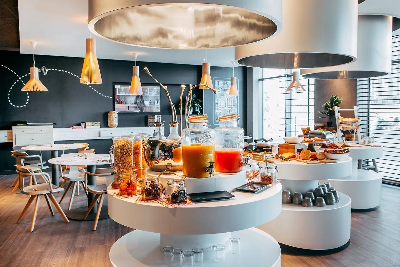 Novotel Paris Coeur d'Orly Airport 4*, Orly France