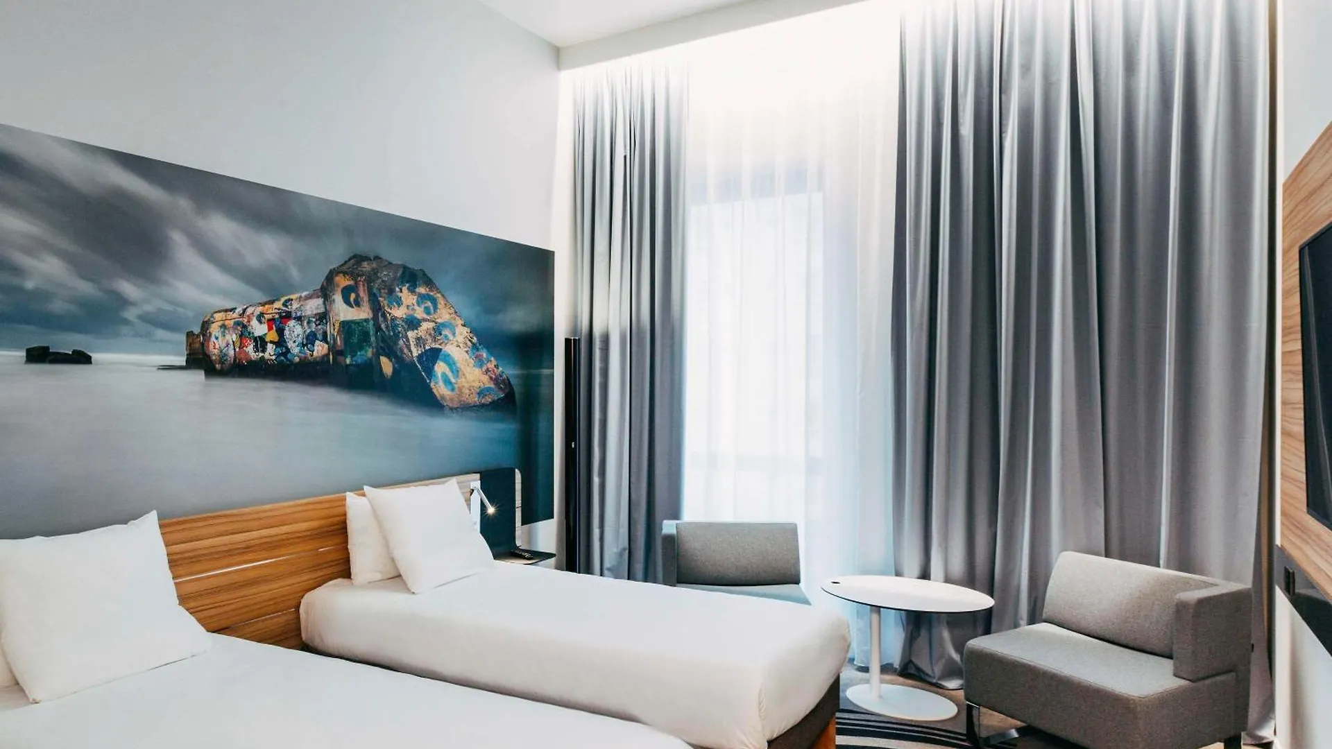 Hotel Novotel Paris Coeur D'Orly Airport