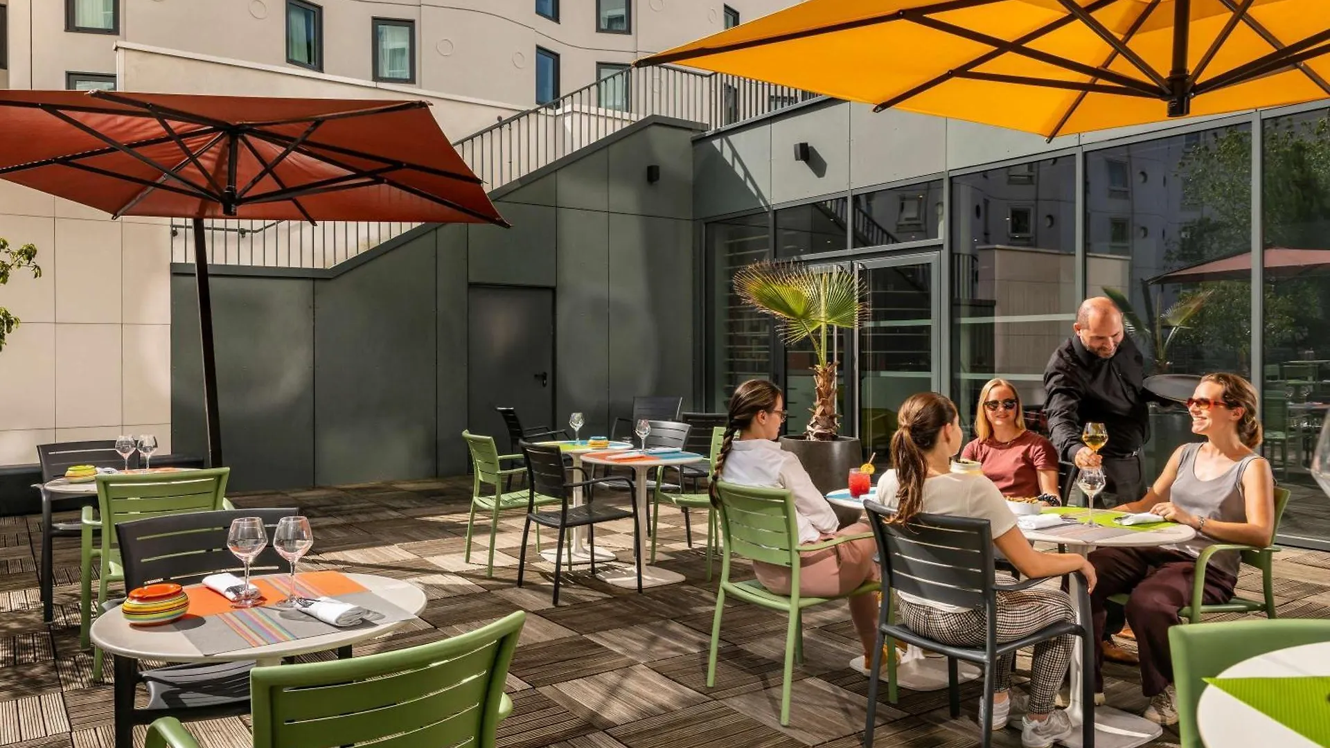 Novotel Paris Coeur D'Orly Airport 4*, Orly